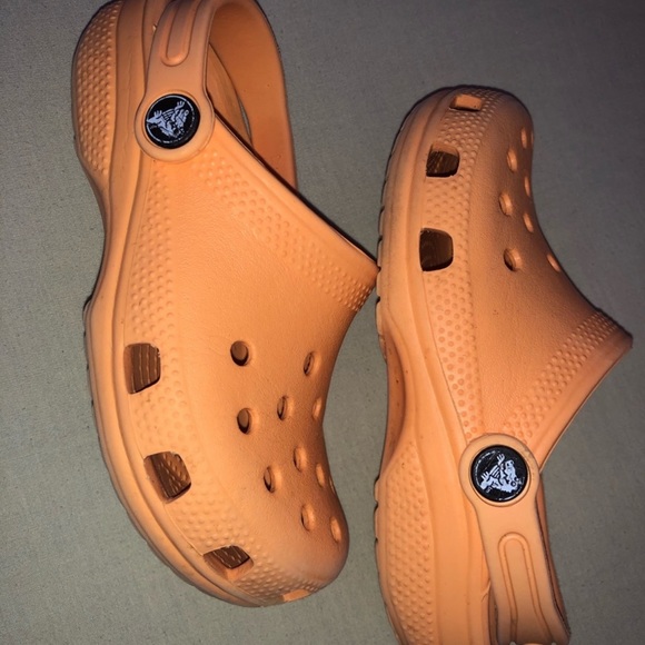 ❌SOLD ON FB❌Crocs size C12 - Picture 3 of 3